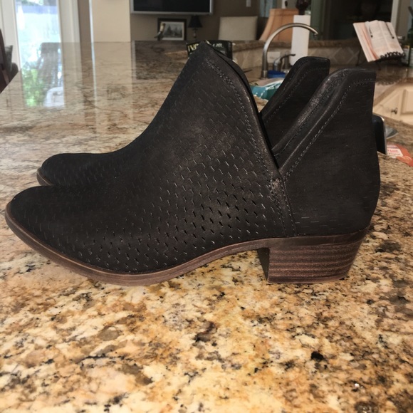 fall shoes - Picture 2 of 6